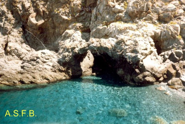 bagnara grotta monaco