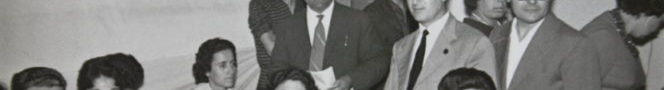 Commissione di esperti in riunione in attesa di essere chiamati dal conduttore della rai

per la trasmissione campanile sera del 1959.

si riconoscono il maestro Vincenzo Alati e Manlio Pistolesi J.